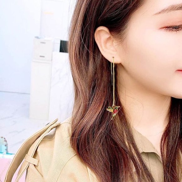 New Gold-Tone & Dark Red/Green Crystal Hummingbird Threaders w/Gold-Tone Chain - Picture 8 of 11